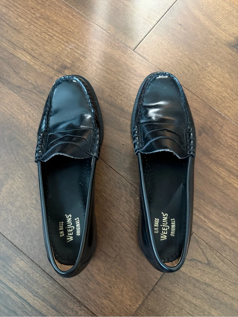 GH Bass Weejuns Men's Black Penny Loafers